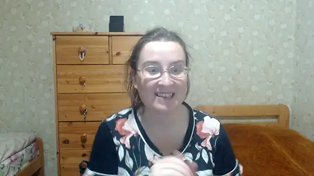 Snapshot of Smart_Rose chatting on November 2025 01:56:02 PM Smart Rose online show from November 2025 01:56:02 PM