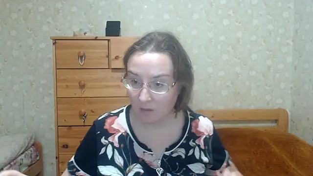 Snapshot of Smart_Rose chatting on November 2025 12:05:02 PM Smart Rose online show from November 2025 12:05:02 PM