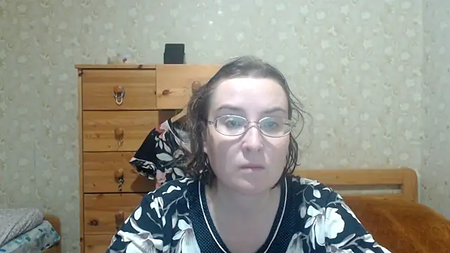 Smart Rose online show from November 2025 04:28:01 PM