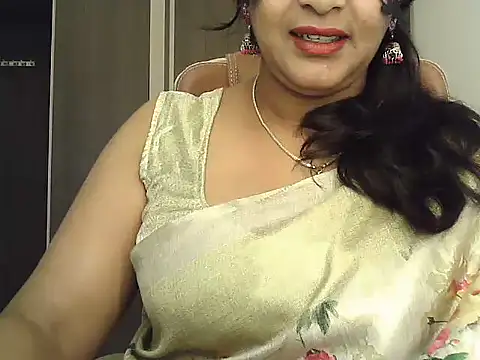 Snapshot of Spandana_Sweety chatting on October 2025 05:41:01 AM Spandana Sweety online show from October 2025 05:41:01 AM