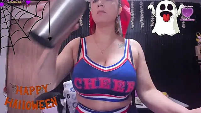 Snapshot of lalanaughty chatting on October 2025 01:01:02 PM lalanaughty online show from October 2025 01:01:02 PM