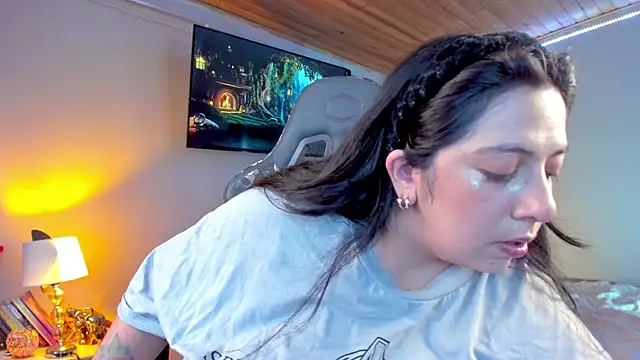 coraline latin online show from February 2025 10:24:01 PM