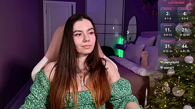 Snapshot of Foxohlove chatting on December 2024 05:29:02 PM Foxohlove online show from December 2024 05:29:02 PM