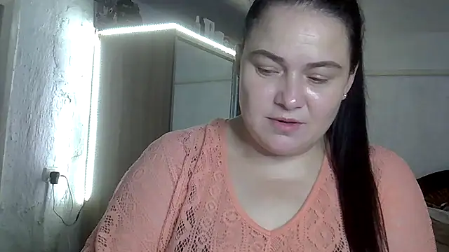 Snapshot of TammyAh chatting on December 2024 11:47:02 PM TammyAh online show from December 2024 11:47:02 PM