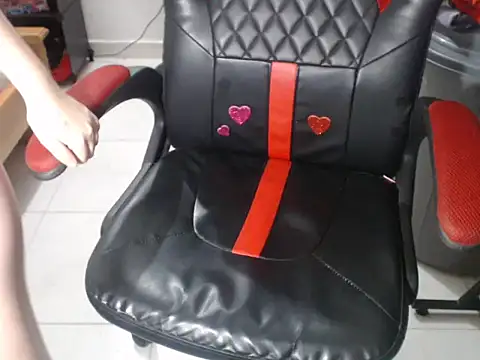 Snapshot of yelingyeon chatting on March 2025 01:37:02 AM yelingyeon online show from March 2025 01:37:02 AM