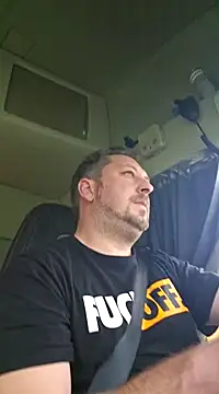 Snapshot of ktmtom247 chatting on December 2024 10:47:01 AM ktmtom247 online show from December 2024 10:47:01 AM