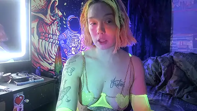 TEXASMARYYYJANE online show from October 2025 12:30:01 AM