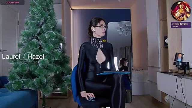 LAUREL HAZEL online show from December 2024 07:15:02 PM