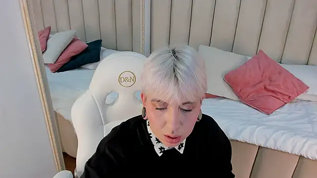 amy ink online show from September 2025 11:32:01 AM