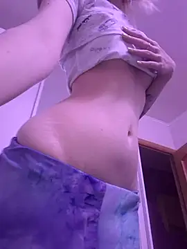 Snapshot of YogisticJuli666 chatting on October 2025 05:08:02 AM YogisticJuli666 online show from October 2025 05:08:02 AM