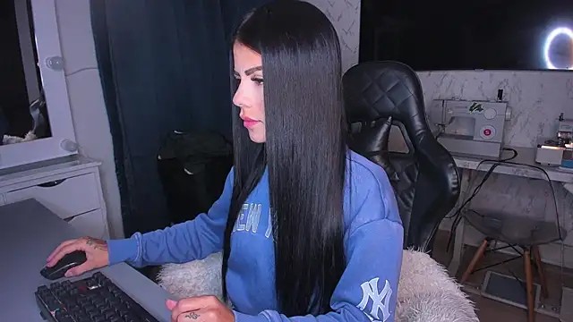 Snapshot of Lisegg_ chatting on January 2025 11:11:02 AM Lisegg online show from January 2025 11:11:02 AM