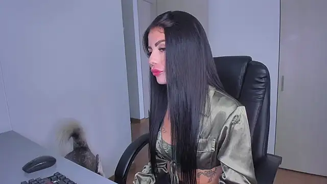 Snapshot of Lisegg_ chatting on February 2025 05:48:02 PM Lisegg online show from February 2025 05:48:02 PM