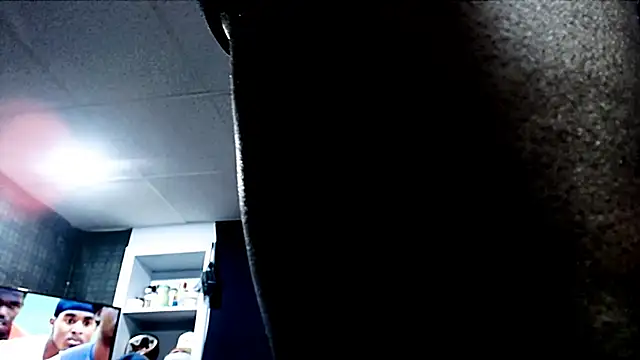 iBreakHeartz online show from February 2025 11:46:02 PM