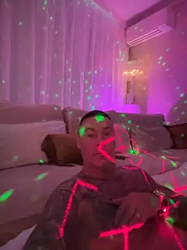 Snapshot of Pervert8282 chatting on September 2025 03:17:02 PM Pervert8282 online show from September 2025 03:17:02 PM