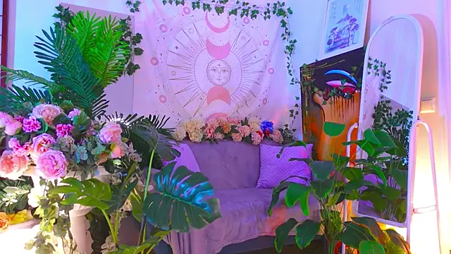 KristaBrooks online show from November 2025 02:28:02 PM