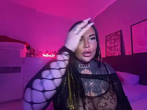 Snapshot of _MelinaCurves_ chatting on January 2025 08:56:02 PM MelinaCurves online show from January 2025 08:56:02 PM