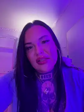 Snapshot of _MelinaCurves_ chatting on October 2025 09:24:01 PM MelinaCurves online show from October 2025 09:24:01 PM