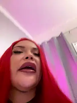 Snapshot of _MelinaCurves_ chatting on October 2025 11:16:02 PM MelinaCurves online show from October 2025 11:16:02 PM