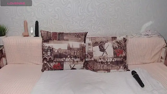 lelapopins online show from January 2025 02:32:01 PM