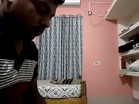 Snapshot of Aneesh007m chatting on October 2025 07:14:01 PM Aneesh007m online show from October 2025 07:14:01 PM