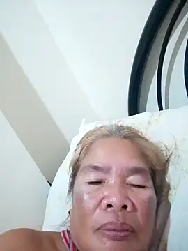 Snapshot of sexylizzy4u chatting on February 2025 12:43:02 PM sexylizzy4u online show from February 2025 12:43:02 PM