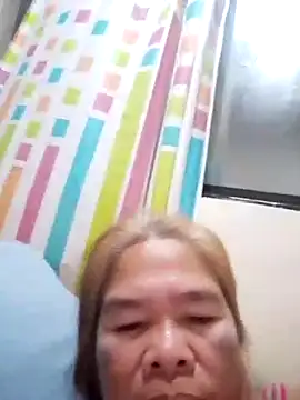 Snapshot of sexylizzy4u chatting on February 2025 03:50:02 PM sexylizzy4u online show from February 2025 03:50:02 PM