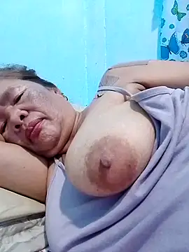 Snapshot of sexylizzy4u chatting on October 2025 07:47:02 PM sexylizzy4u online show from October 2025 07:47:02 PM