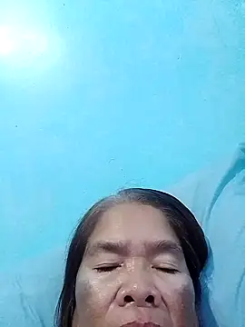 Snapshot of sexylizzy4u chatting on October 2025 04:37:01 AM sexylizzy4u online show from October 2025 04:37:01 AM