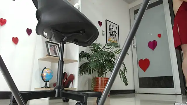 carieBelle1 online show from February 2025 11:17:02 AM