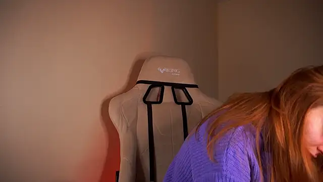 Snapshot of Liuba_Fox chatting on December 2024 08:14:02 PM Liuba Fox online show from December 2024 08:14:02 PM