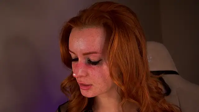 Snapshot of Liuba_Fox chatting on February 2025 11:24:01 PM Liuba Fox online show from February 2025 11:24:01 PM