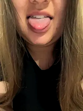 Snapshot of Jane_BBW chatting on October 2025 01:25:01 AM Jane BBW online show from October 2025 01:25:01 AM