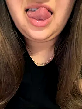 Snapshot of Jane_BBW chatting on October 2025 12:35:01 AM Jane BBW online show from October 2025 12:35:01 AM