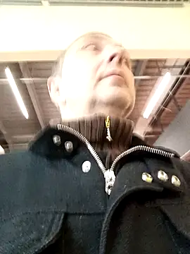 Snapshot of Pokaz2020 chatting on November 2025 04:40:01 PM Pokaz2020 online show from November 2025 04:40:01 PM