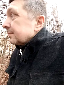 Snapshot of Pokaz2020 chatting on November 2025 09:32:01 AM Pokaz2020 online show from November 2025 09:32:01 AM