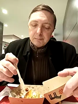 Snapshot of Pokaz2020 chatting on December 2025 01:52:02 PM Pokaz2020 online show from December 2025 01:52:02 PM