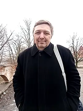 Snapshot of Pokaz2020 chatting on December 2025 12:42:02 PM Pokaz2020 online show from December 2025 12:42:02 PM