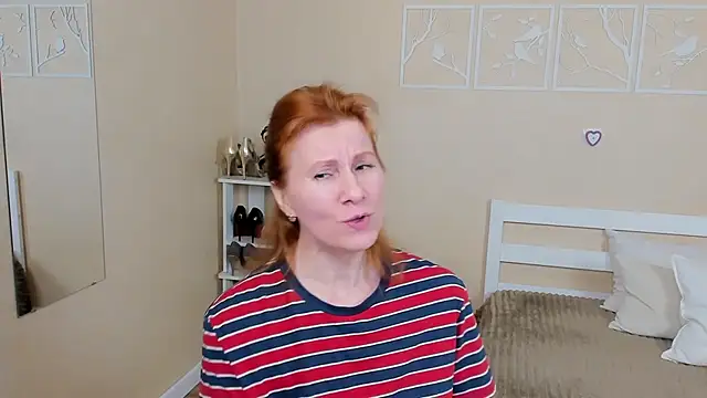 FoxySophia online show from January 2025 11:24:01 PM