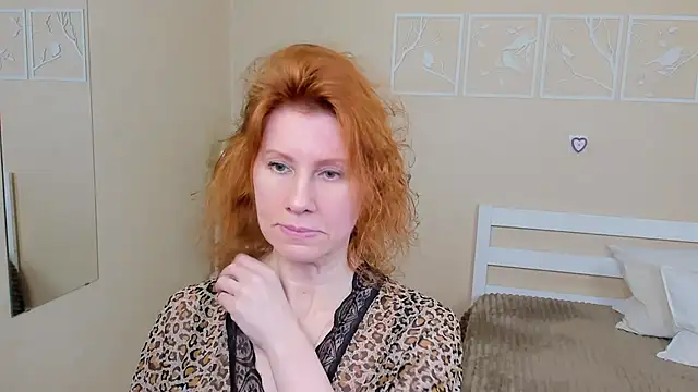 FoxySophia online show from February 2025 06:02:02 AM