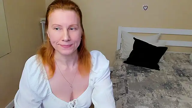 FoxySophia online show from October 2025 05:59:01 AM