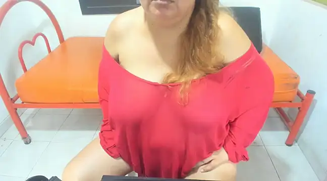 beckyummys online show from February 2025 03:16:01 PM