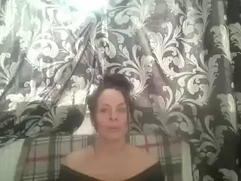 LindaStarS online show from February 2025 12:39:02 PM