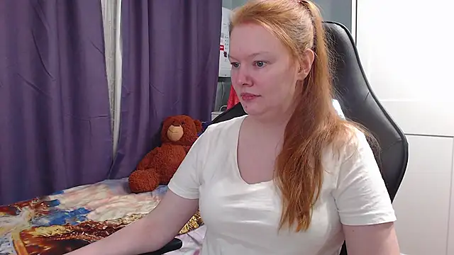 Snapshot of Lady_Inari chatting on December 2024 11:40:01 PM Lady Inari online show from December 2024 11:40:01 PM