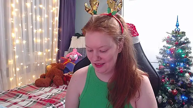 Snapshot of Lady_Inari chatting on December 2024 11:29:01 PM Lady Inari online show from December 2024 11:29:01 PM