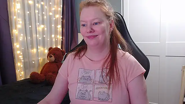 Snapshot of Lady_Inari chatting on January 2025 08:28:01 PM Lady Inari online show from January 2025 08:28:01 PM