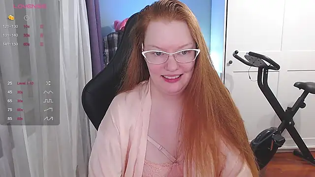 Snapshot of Lady_Inari chatting on October 2025 06:06:02 PM Lady Inari online show from October 2025 06:06:02 PM