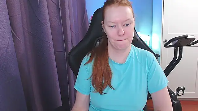 Snapshot of Lady_Inari chatting on November 2025 03:45:02 PM Lady Inari online show from November 2025 03:45:02 PM