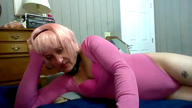 Zoe St Romain online show from December 2024 10:34:01 AM