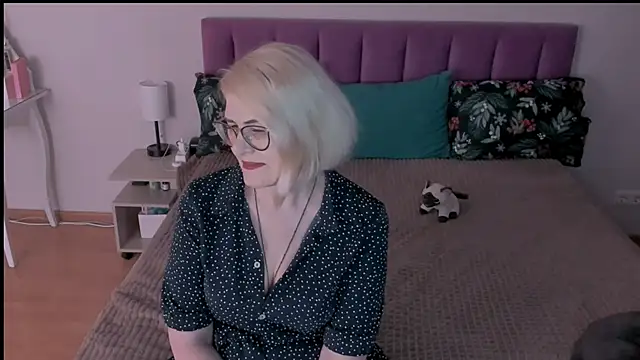 sabrinamacmarren online show from March 2025 07:23:01 PM