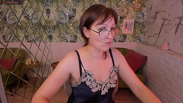 Paris Cherry online show from December 2024 11:37:01 PM